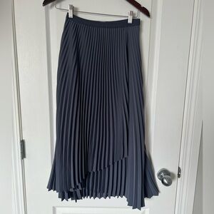 Aritzia Babaton Ladder maxi Pleated Skirt